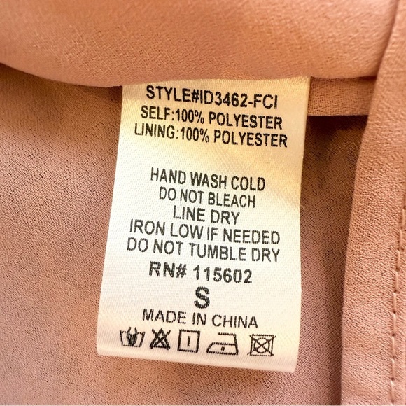 All In Favor Women’s Floral Flutter Sleeve Hi Low Ruffle Hem Lined Dress Size S - Picture 12 of 12